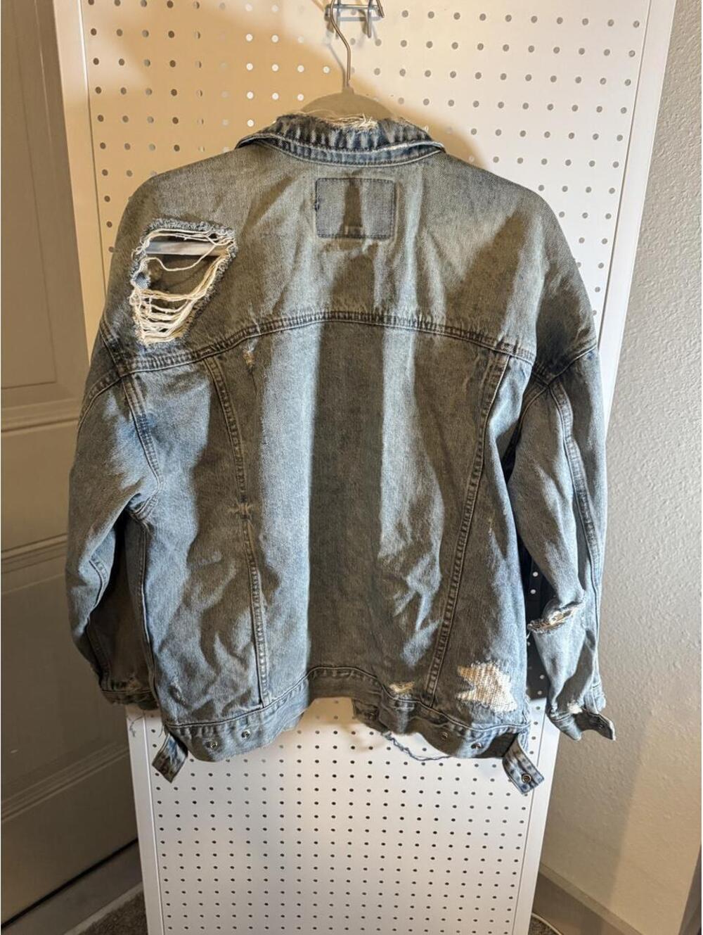 American Eagle Distressed Oversized Denim Jacket | Size Medium - Picture 5 of 7